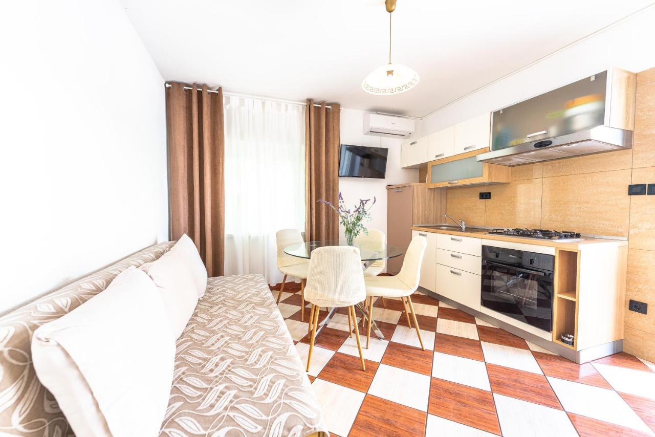Apartments Lili Đảo Pag Ngoại thất bức ảnh