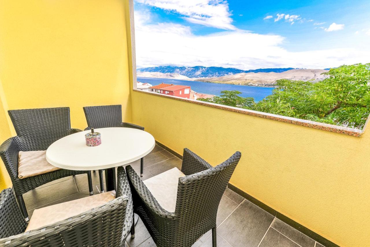 Apartments Lili Đảo Pag Ngoại thất bức ảnh