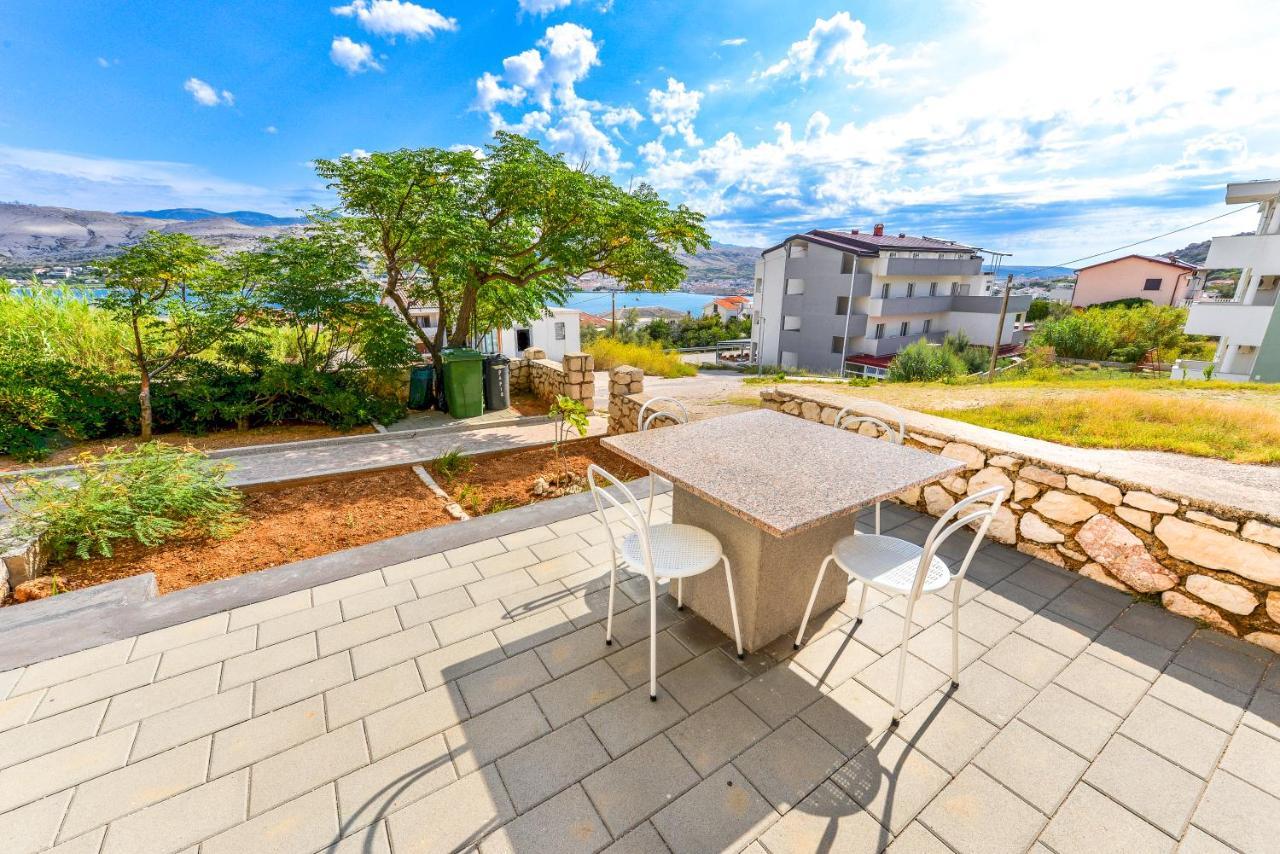 Apartments Lili Đảo Pag Ngoại thất bức ảnh